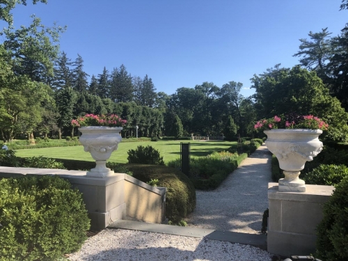 walkway to the sunken gardens