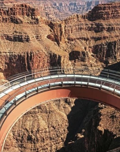 Complete view of the skywalk showing the depth of the Canyon